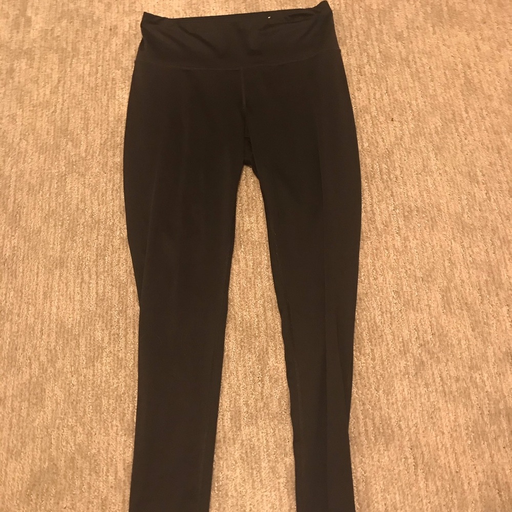Black leggings